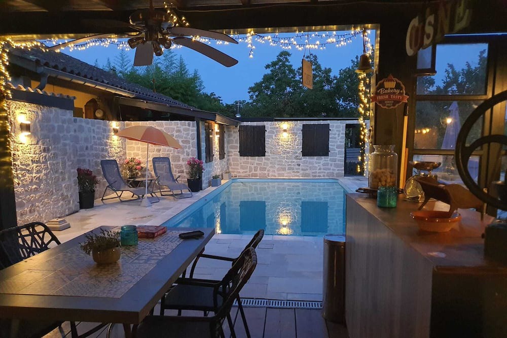 Photo of Outdoor in Montfermier