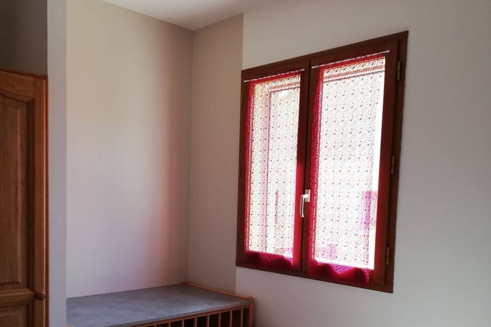 Photo of Bedroom in Salavas