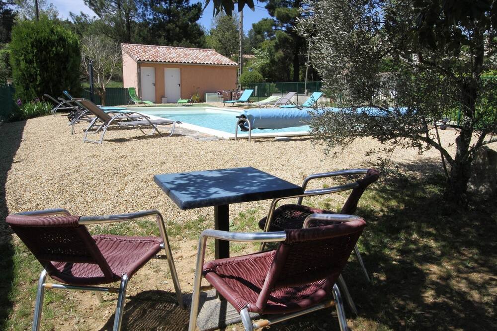 Photo of Outdoor in Salavas