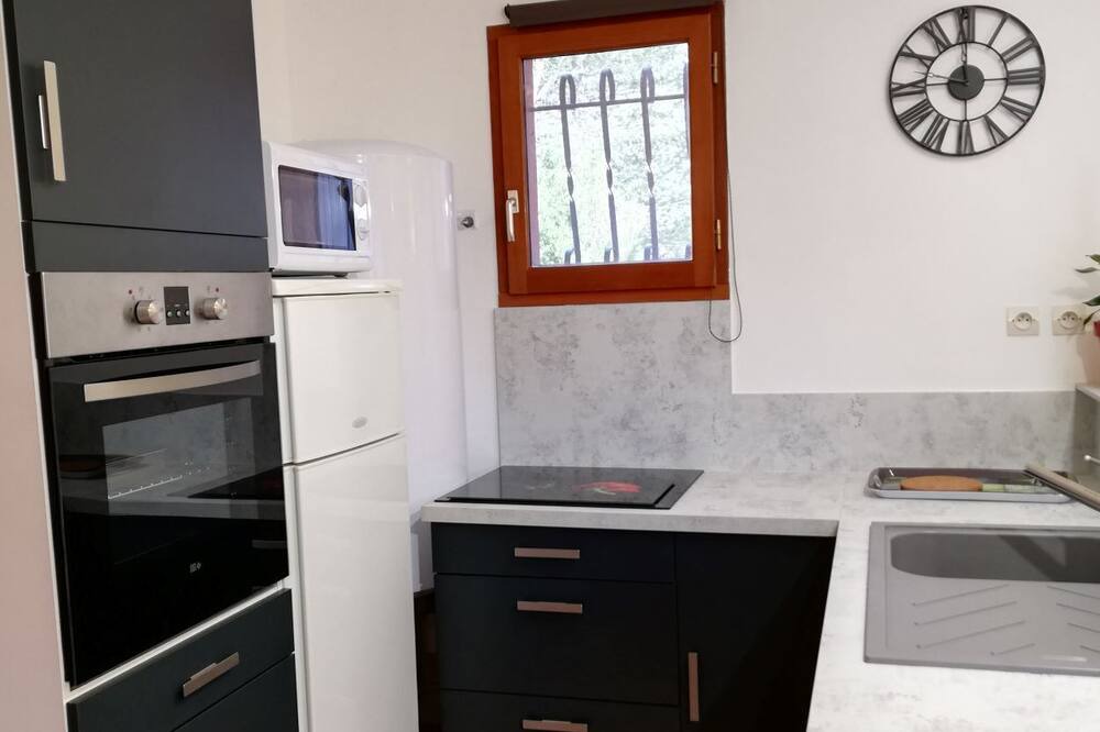 Photo of Kitchen in Salavas