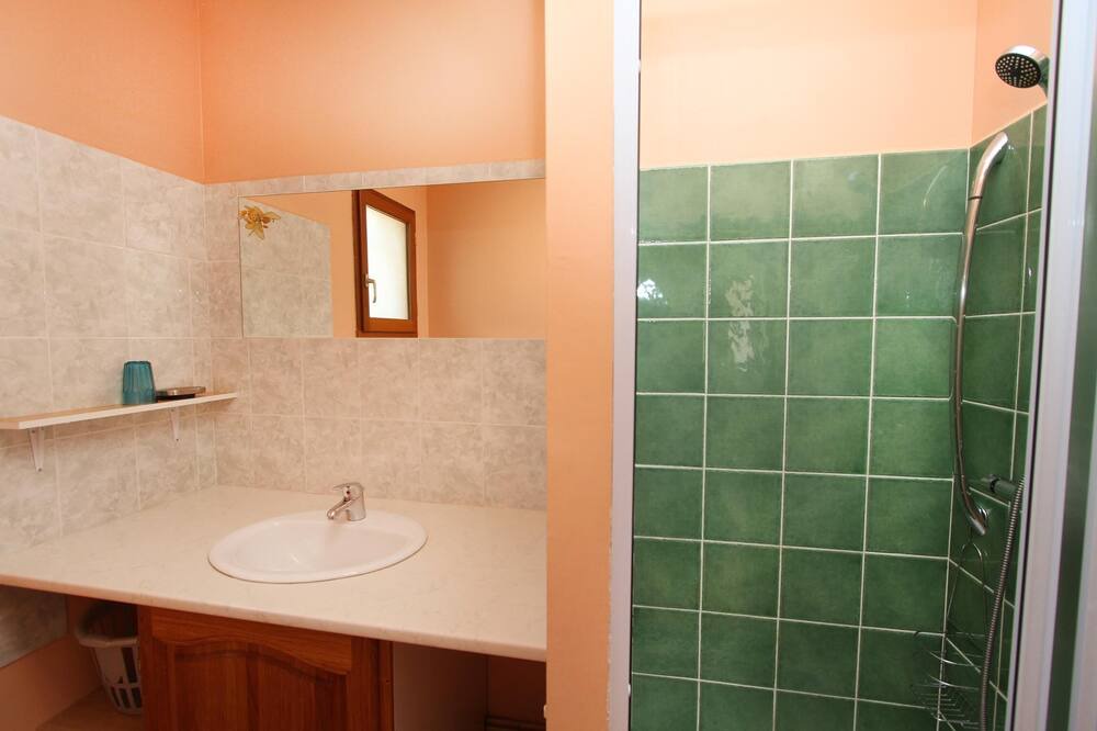Photo of Bathroom in Salavas