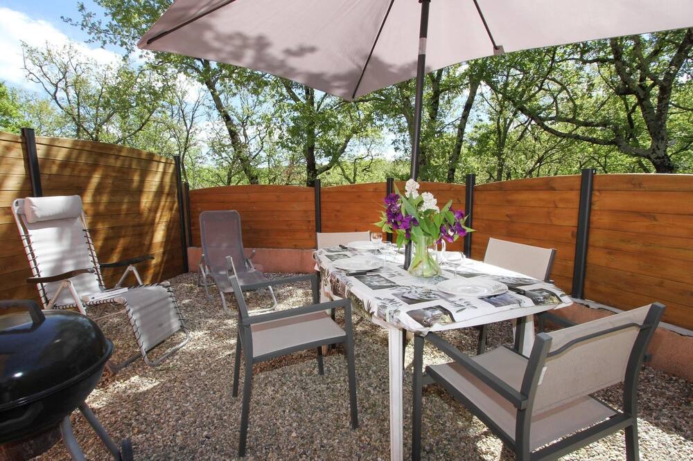 Photo of Patio Balcony in Salavas