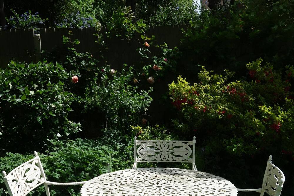 Photo of Outdoor in Belsize