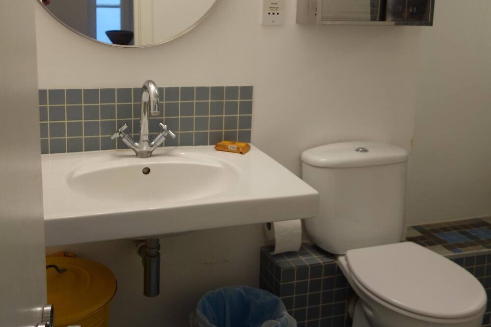 Photo of Bathroom in Belsize