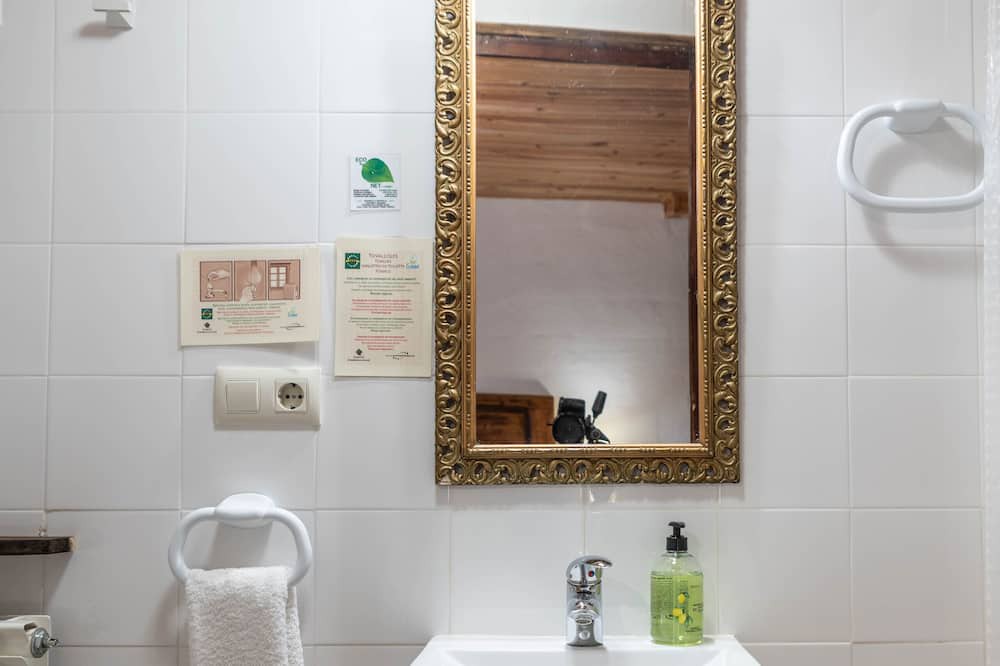 Photo of Bathroom in Gargalla