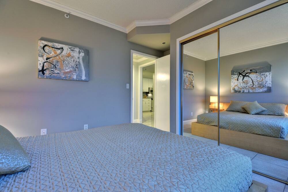 Photo of Bedroom in North Beach