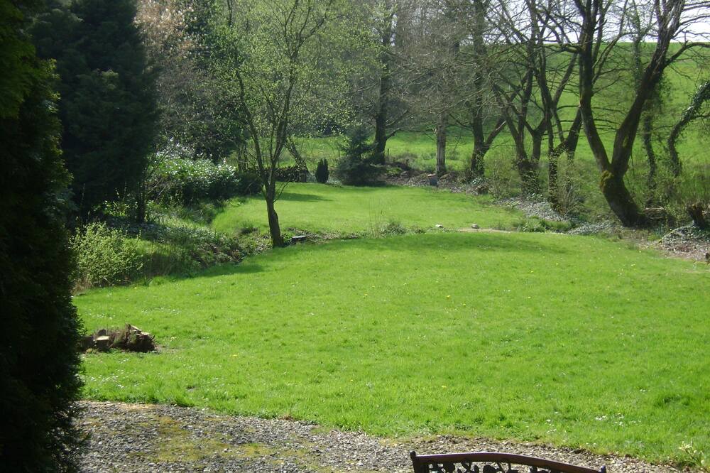 Photo of Outdoor in Saint-Georges-de-Reintembault