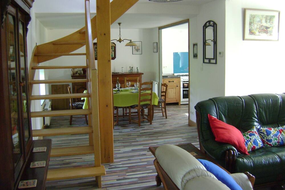 Photo of Others in Saint-Georges-de-Reintembault