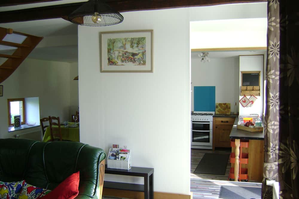 Photo of Others in Saint-Georges-de-Reintembault