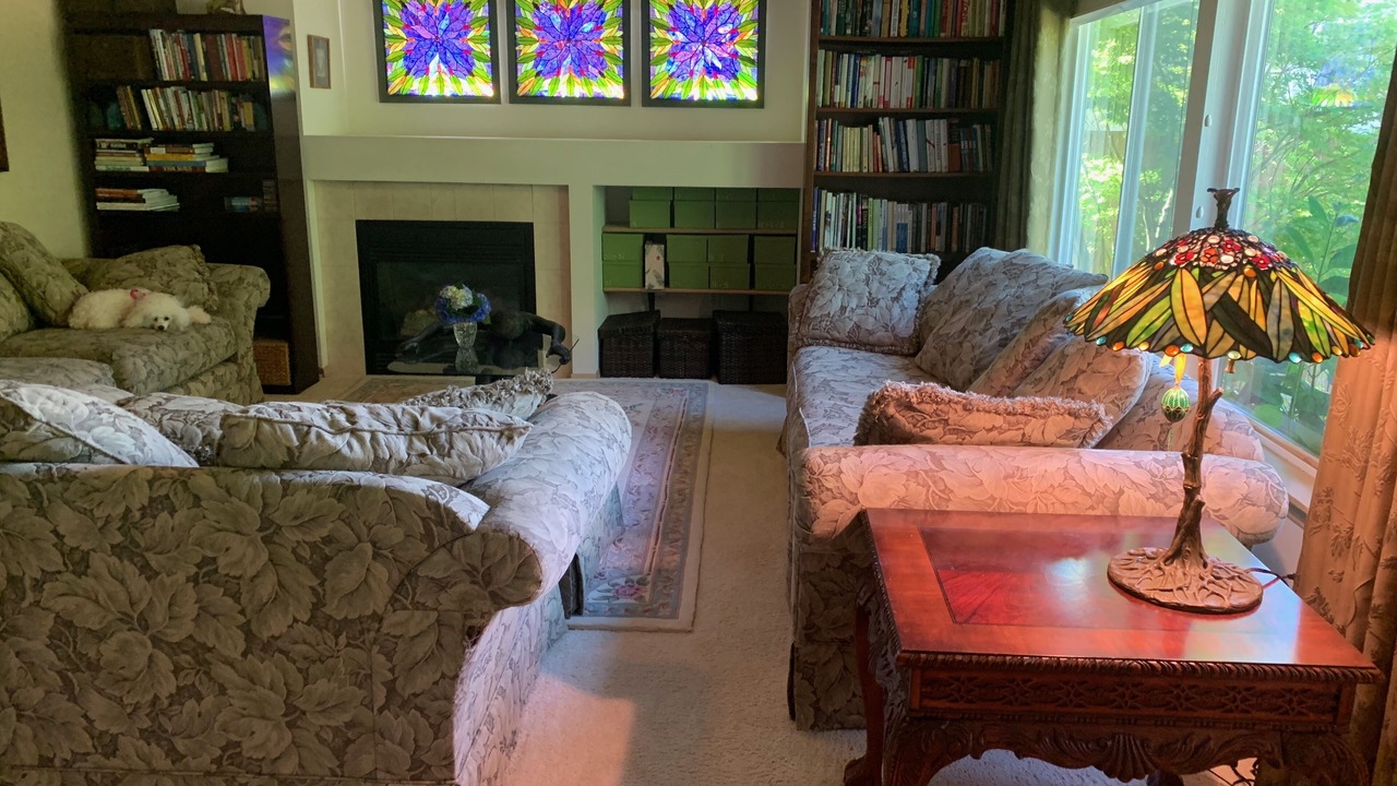 Photo of Livingroom in Holly