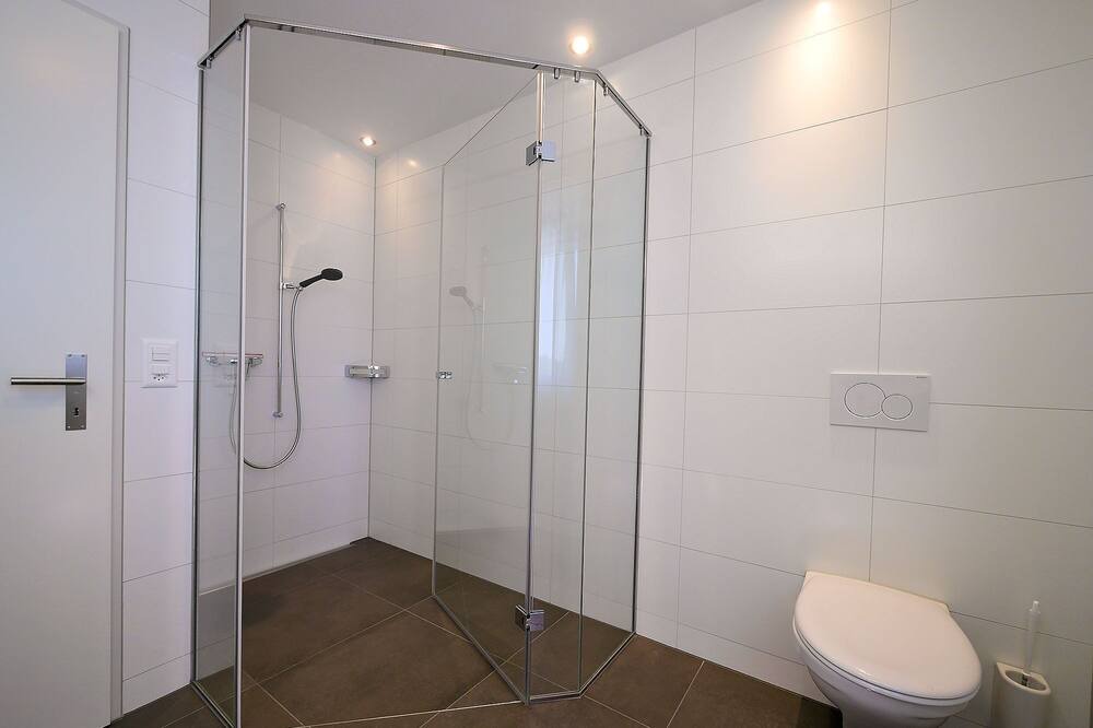 Photo of Bathroom in Seengen