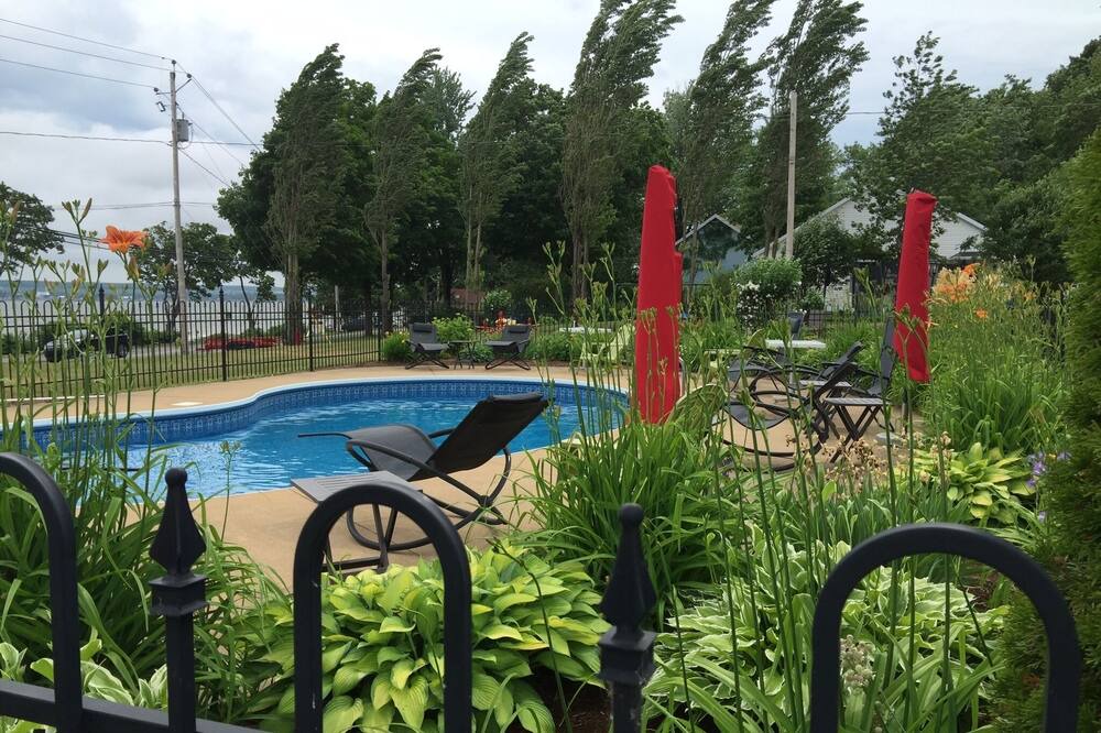 Photo of Outdoor in Saint-Jean-de-l'lle-d'Orleans