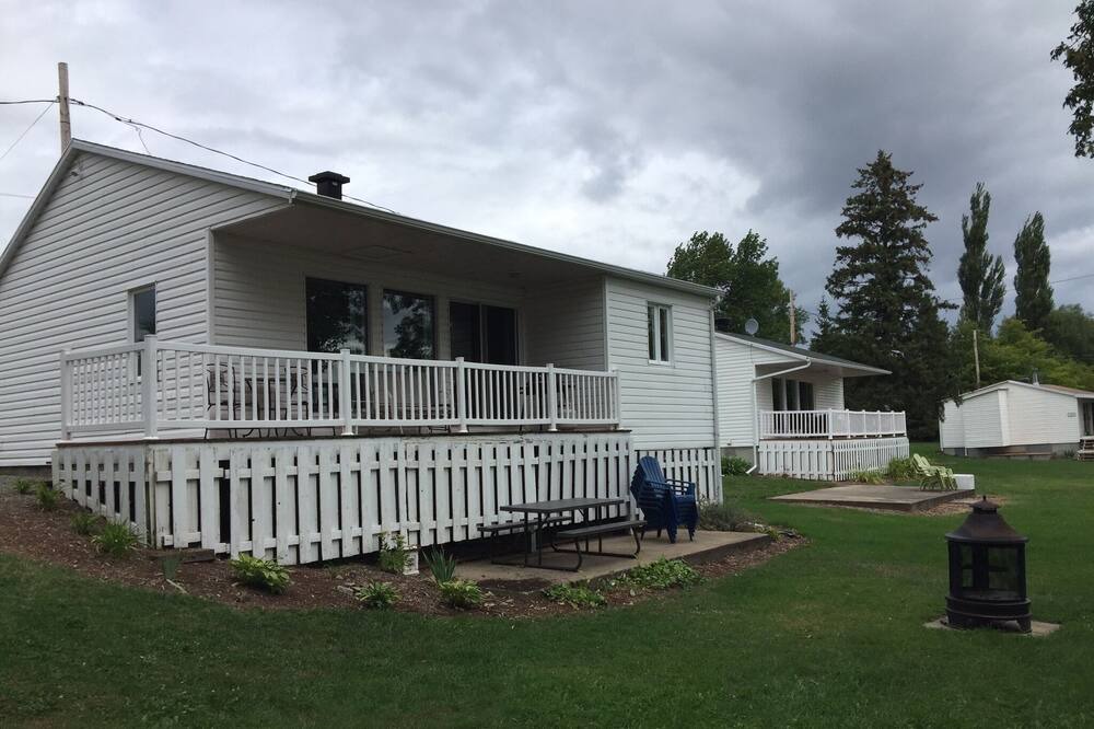 Photo of Others in Saint-Jean-de-l'lle-d'Orleans