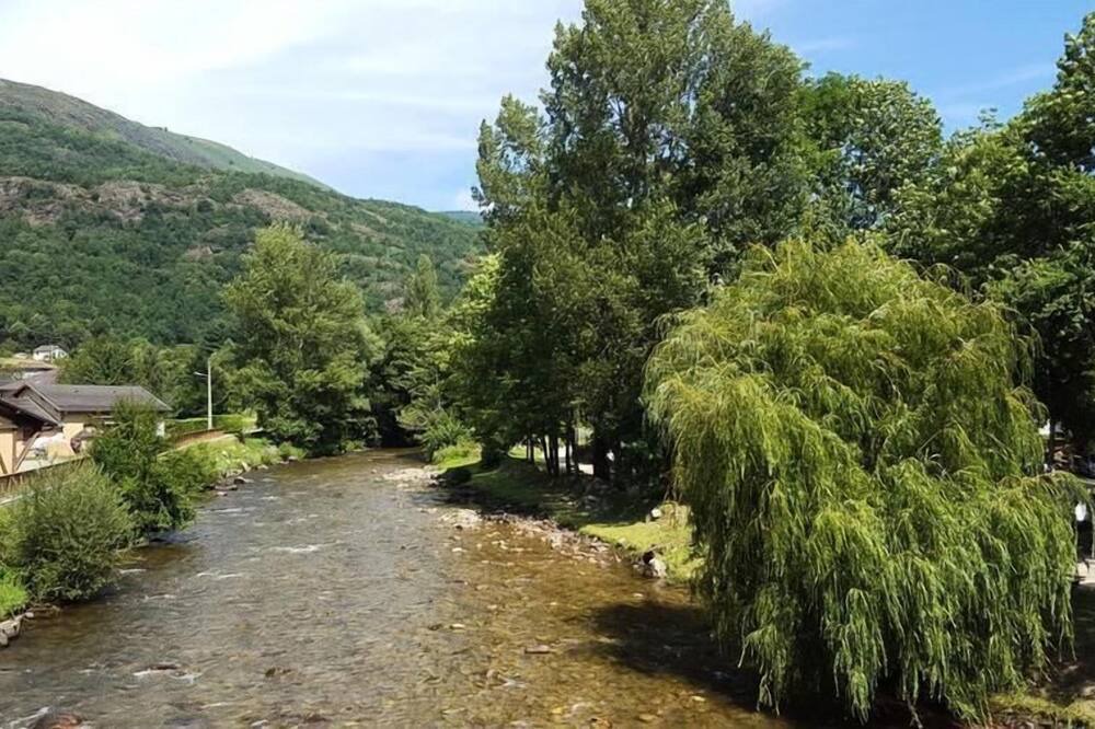 Photo of Outdoor in Savignac-les-Ormeaux