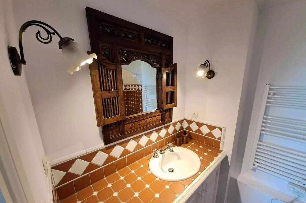 Photo of Bathroom in Les Restanques