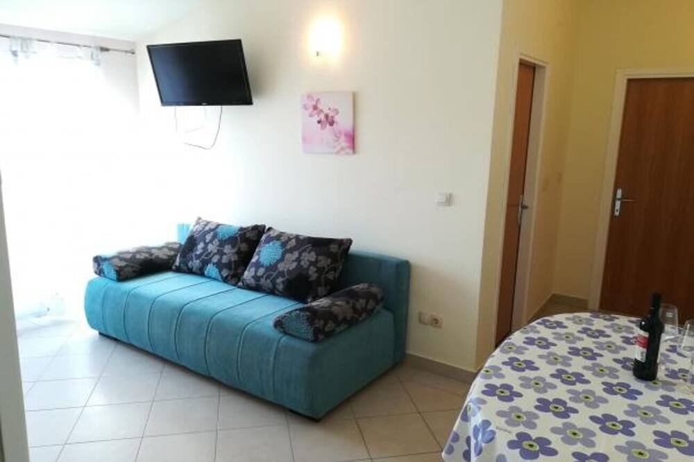Photo of Bedroom in Tribunj