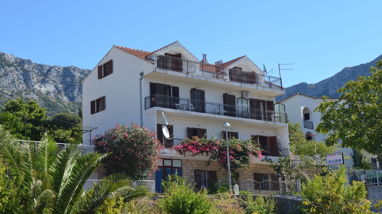 Photo of Buildings in Gradac