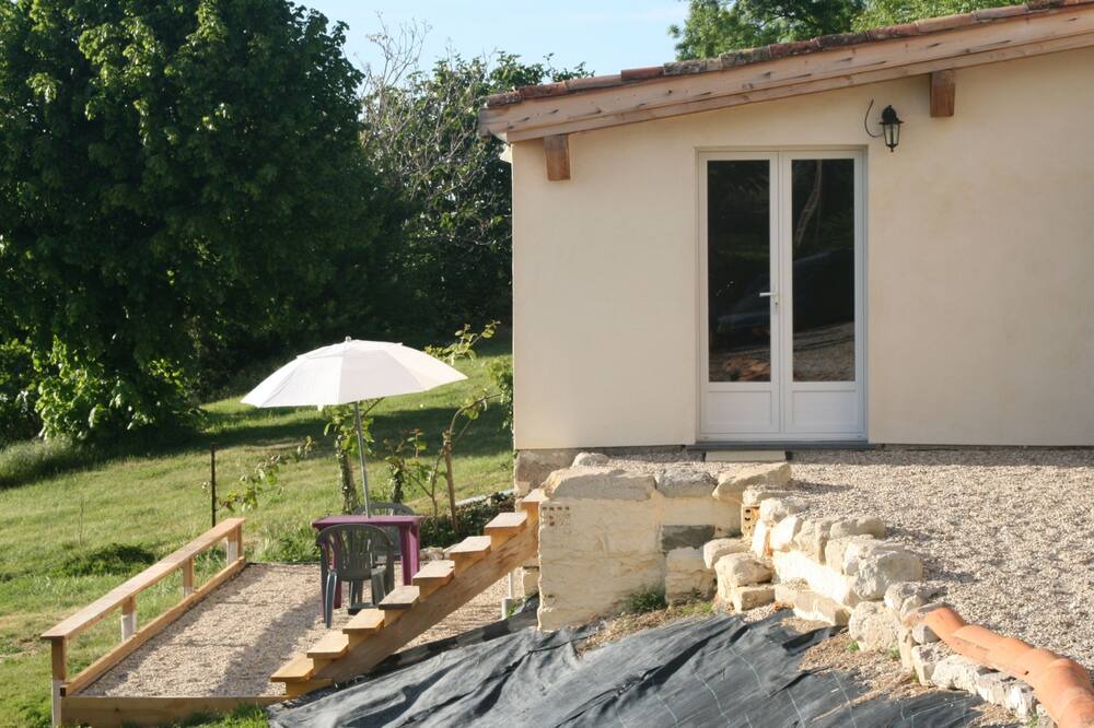 Photo of Patio Balcony in Montfermier