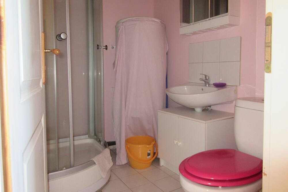 Photo of Bathroom in Saint-Cyprien