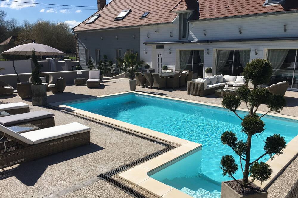 Photo of Outdoor in Villechetif