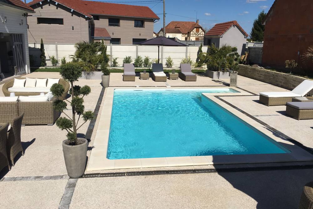 Photo of Outdoor in Villechetif