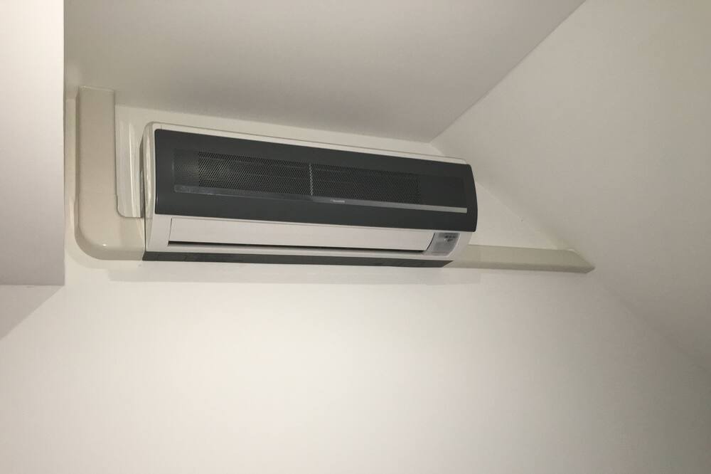 Photo of Bedroom in Villechetif