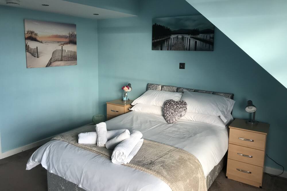 Photo of Bedroom in Netley