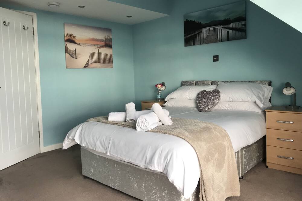 Photo of Bedroom in Netley