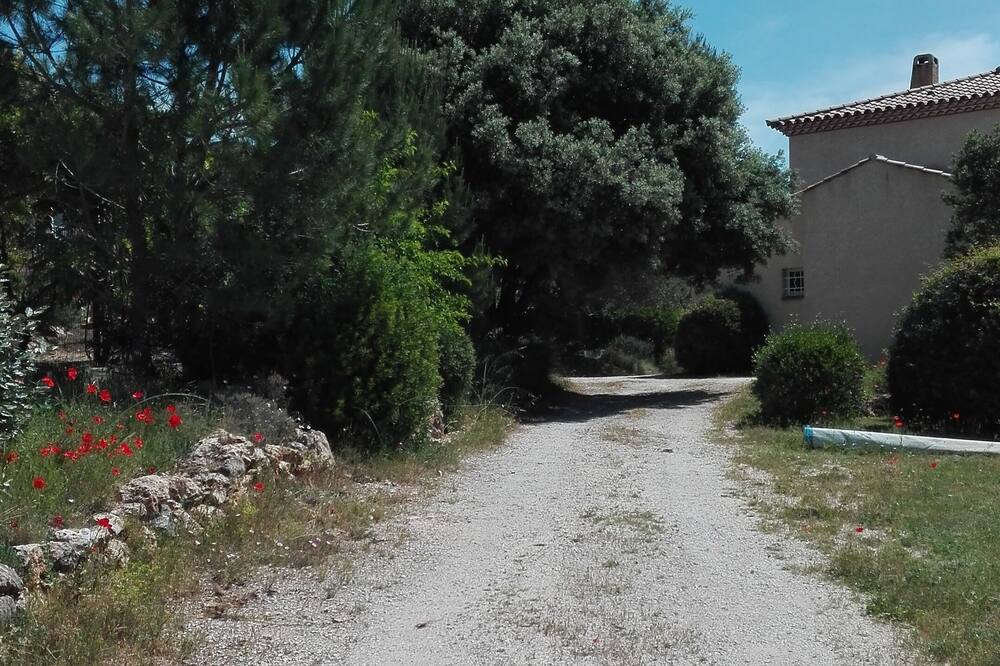 Photo of Outdoor in Saint-Gely-du-Fesc