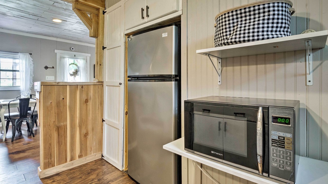 Photo of Kitchen in Apache Shores
