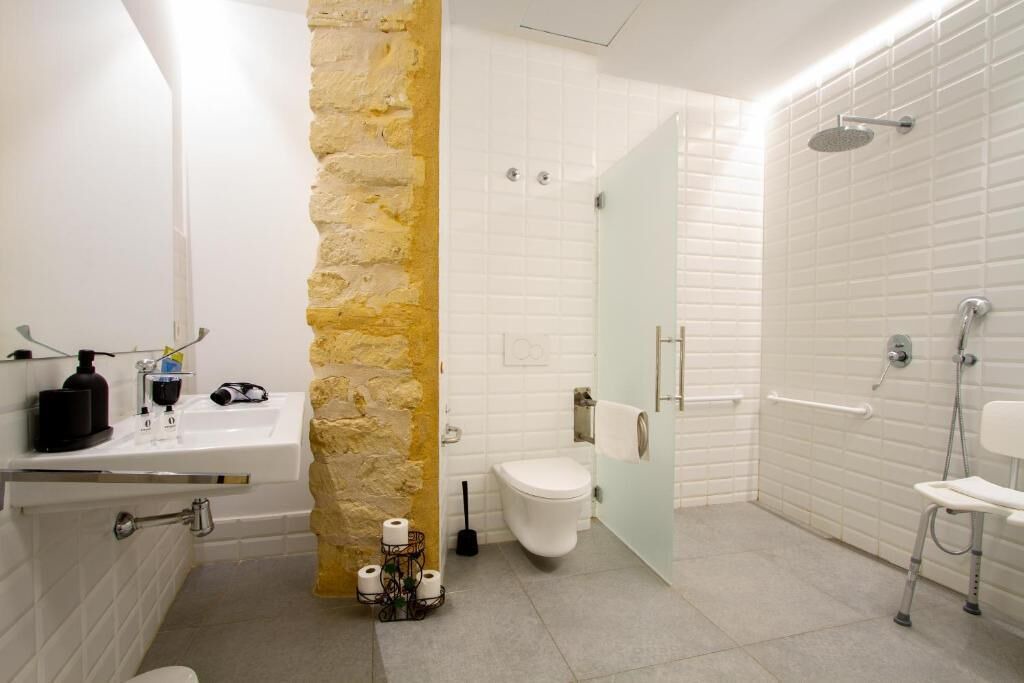 Photo of Bathroom in Barri Vell - Santa Creu