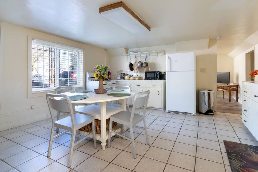 Photo of Kitchen in Downtown Oakland