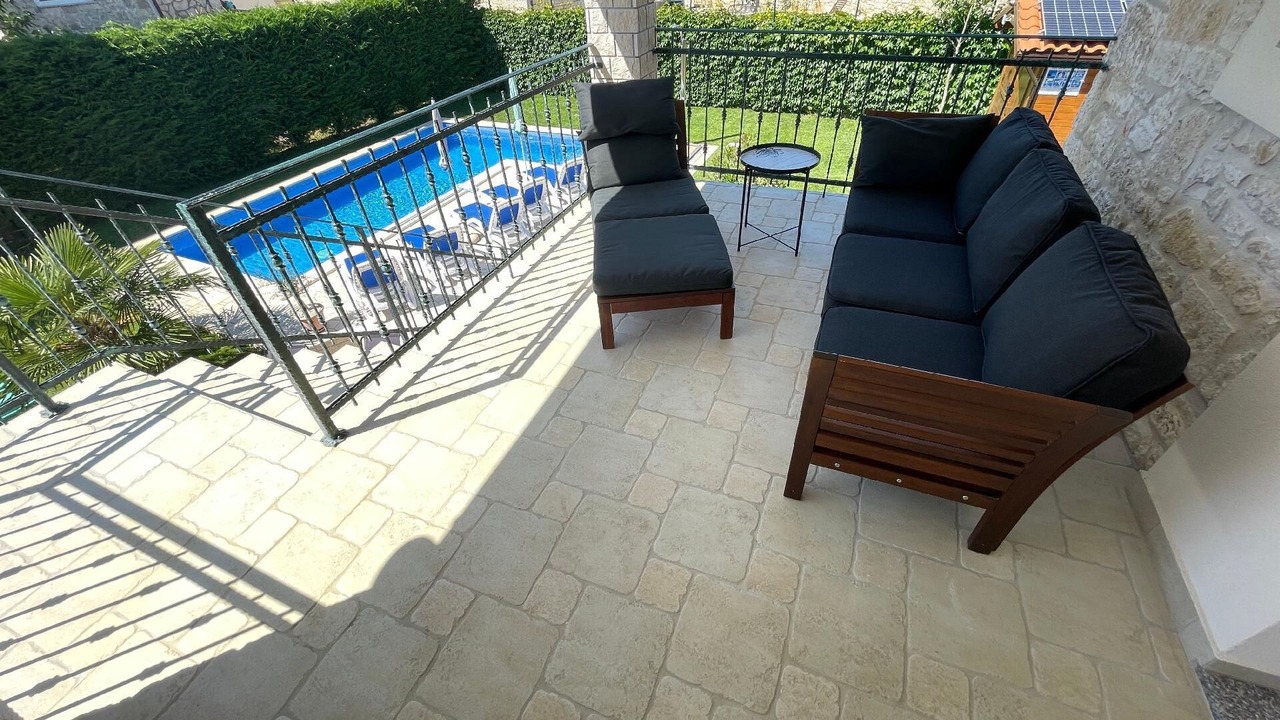 Photo of Patio Balcony in Valkarin