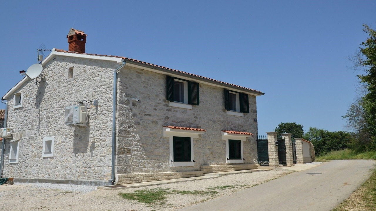 Photo of Outdoor in Valkarin