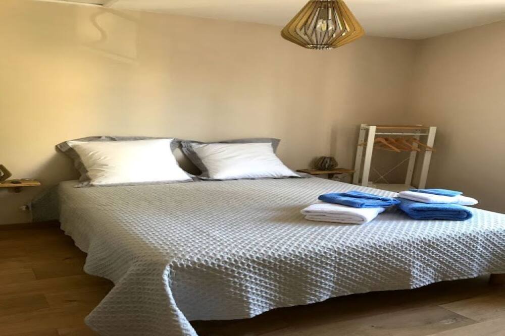 Photo of Bedroom in Argeliers