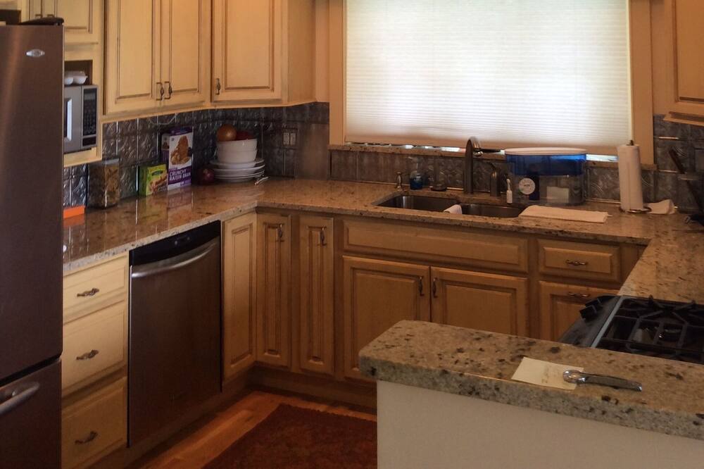 Photo of Kitchen in Fairfield Beach