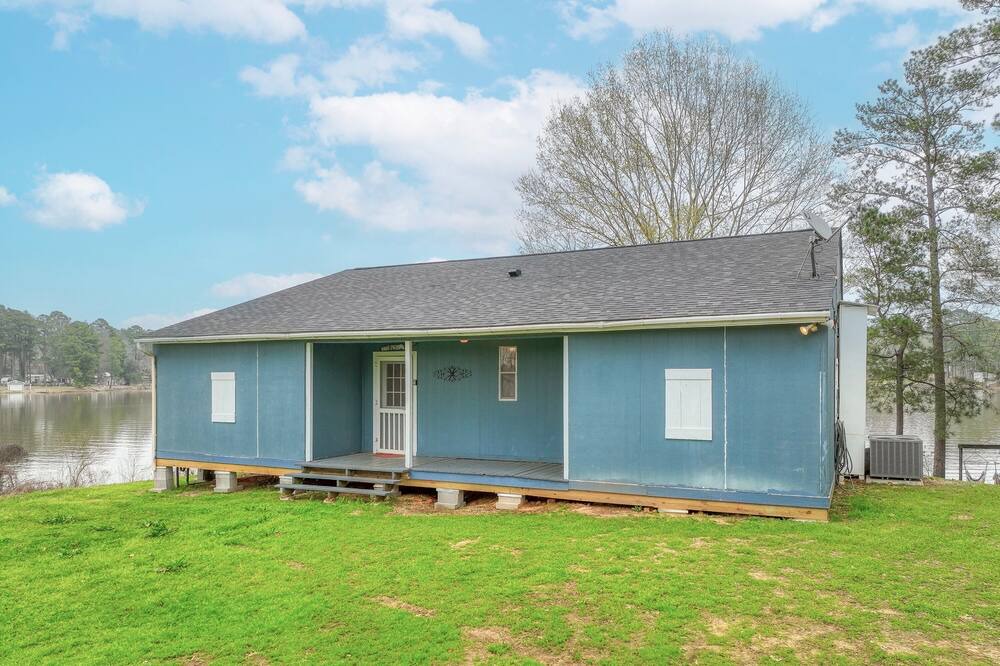 Photo of Outdoor in Milam