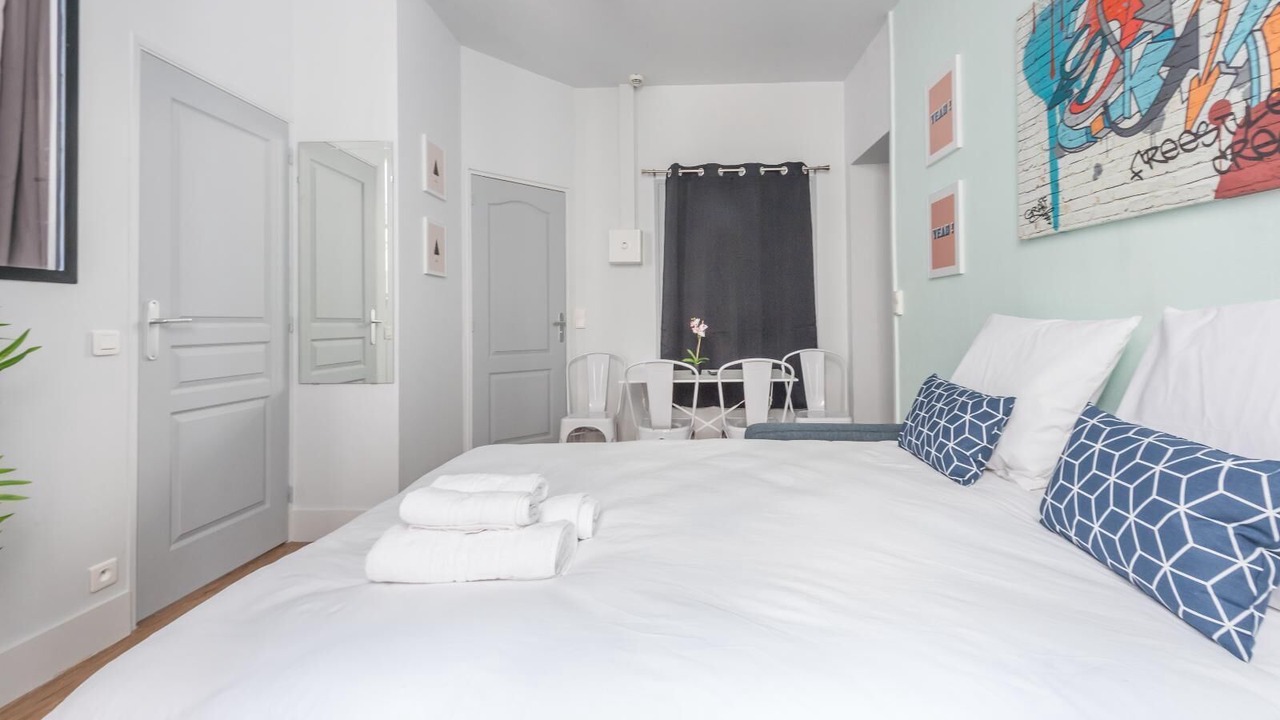 Photo of Bedroom in Saint-Merri