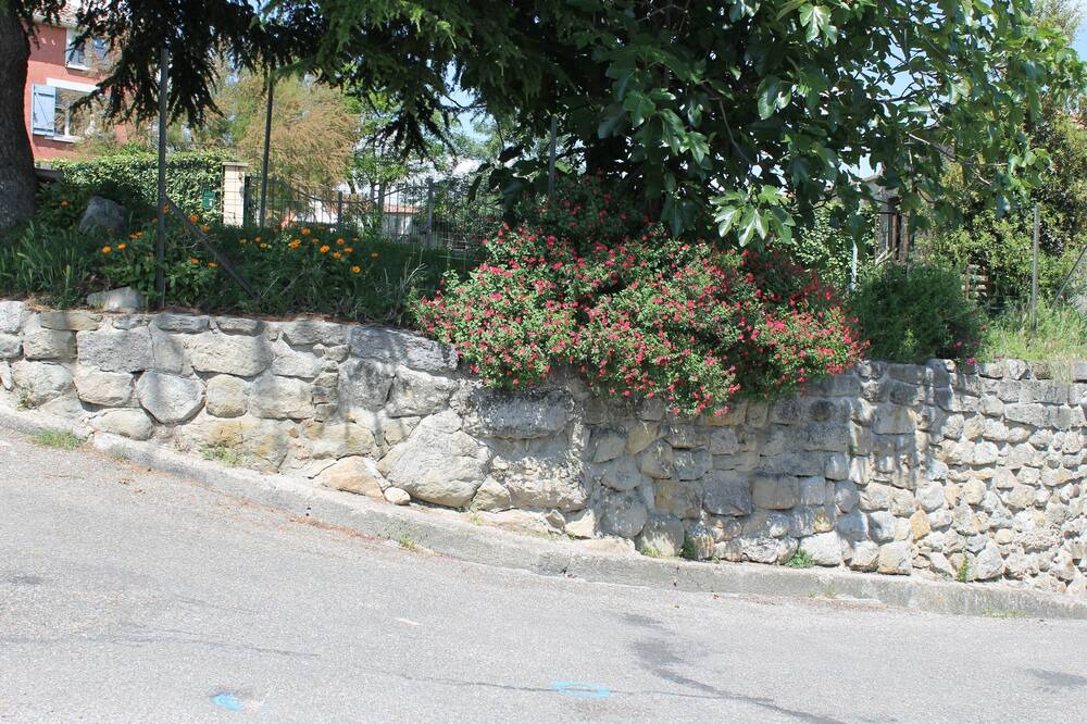 Photo of Outdoor in Montclar
