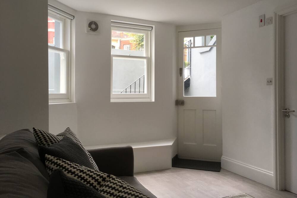 Photo of Others in Clapton