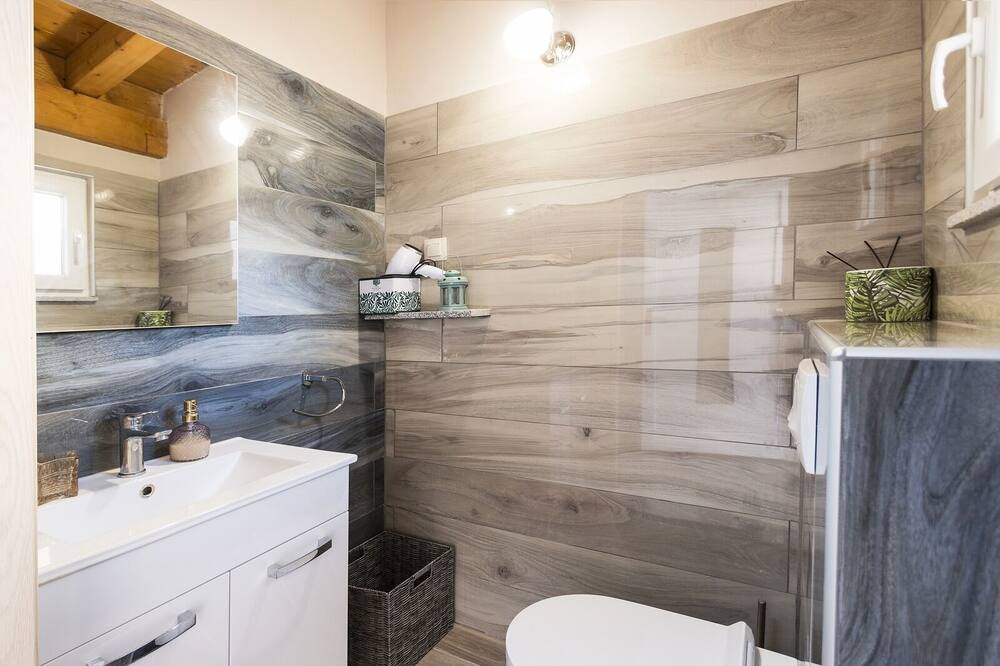 Photo of Bathroom in Jadreski