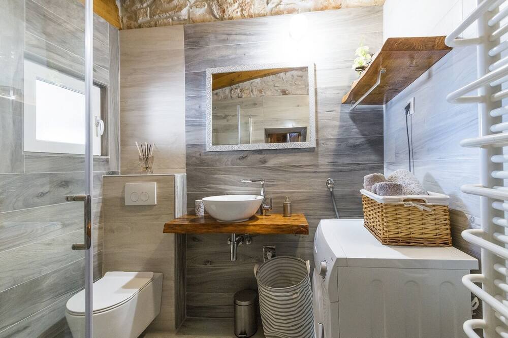 Photo of Bathroom in Jadreski