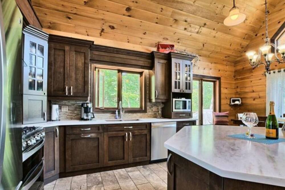 Photo of Kitchen in La Peche