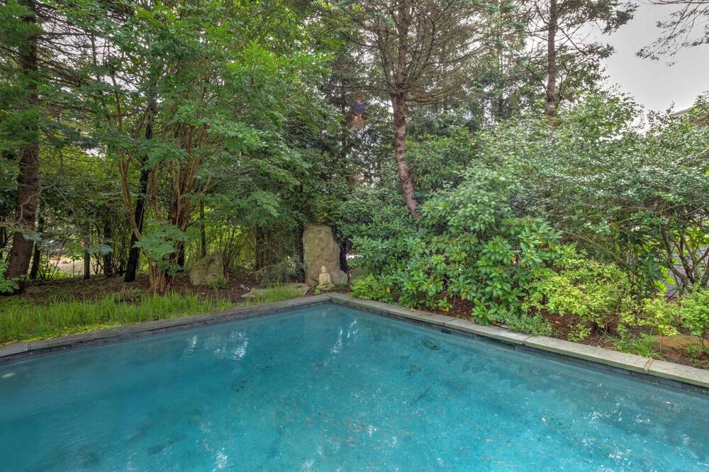 Photo of Outdoor in Beach Hampton