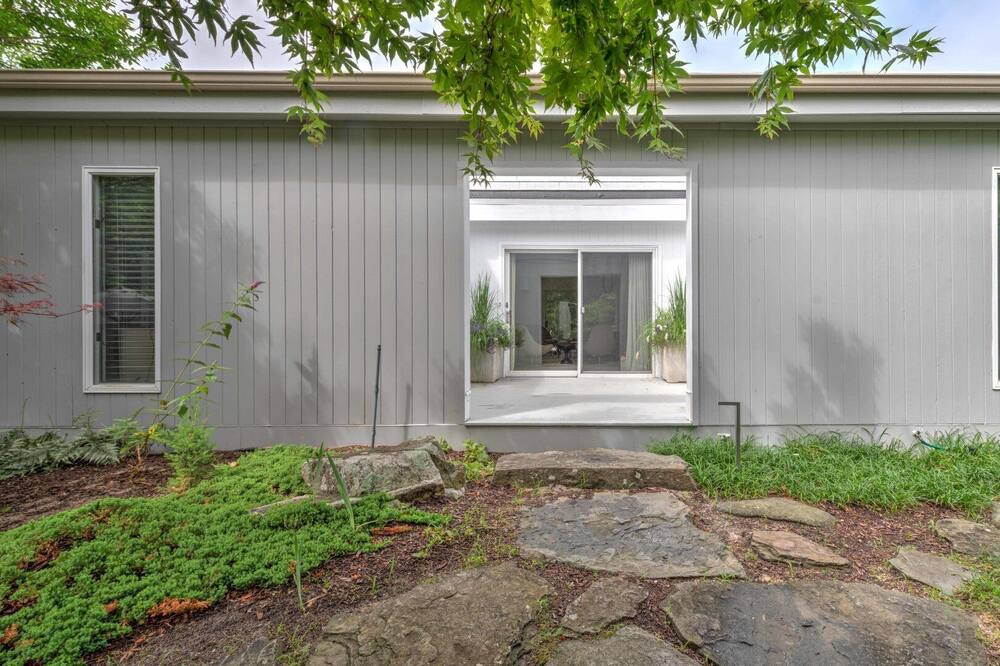 Photo of Outdoor in Beach Hampton