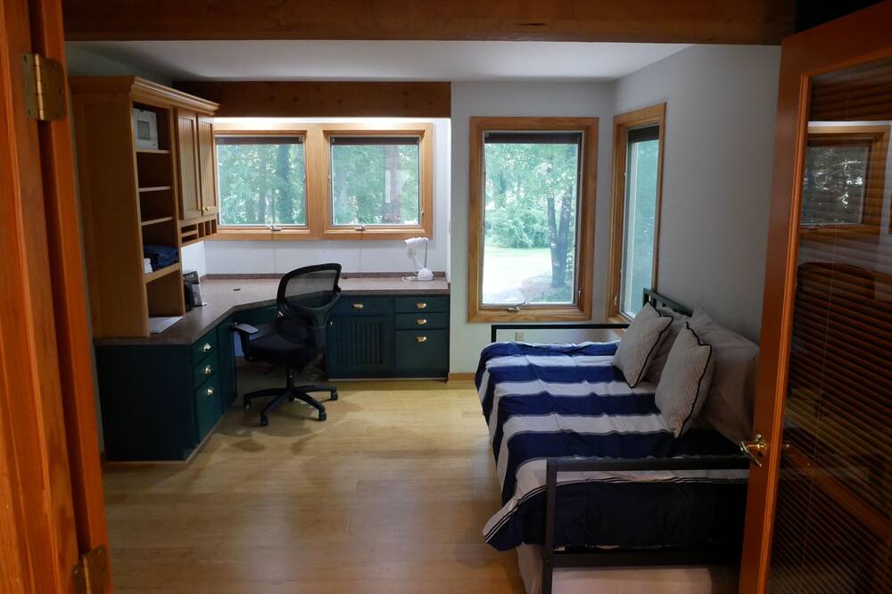 Photo of Livingroom in Selby-on-the-Bay