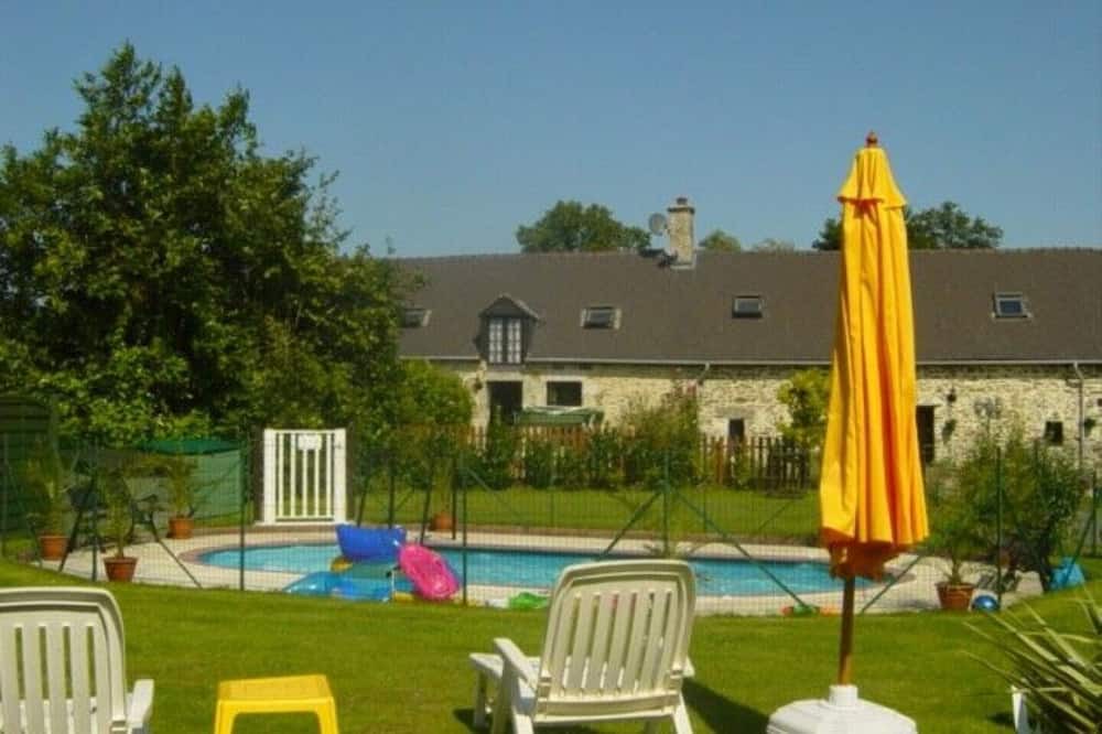 Photo of Outdoor in Madre