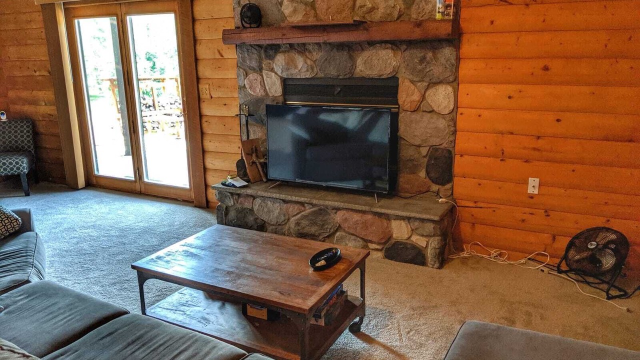 Photo of Livingroom in Paw Paw Lake