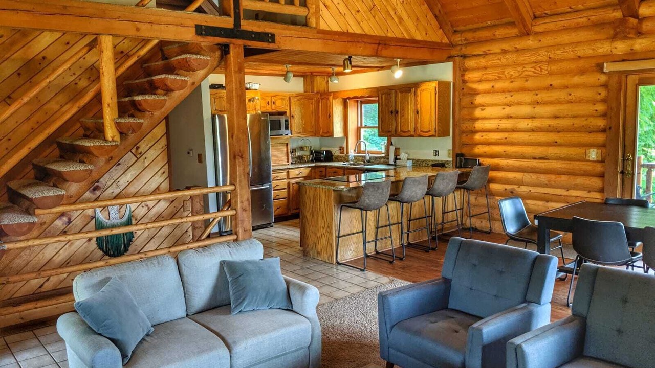 Photo of Livingroom in Paw Paw Lake