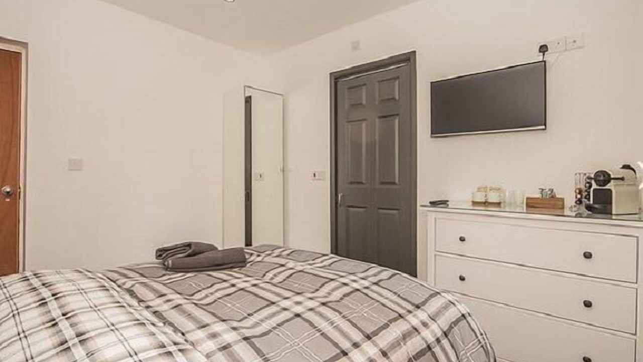 Photo of Bedroom in Tatenhill